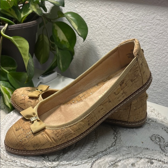EUC Anne Klein “Eve” Flats​ - Picture 4 of 12
